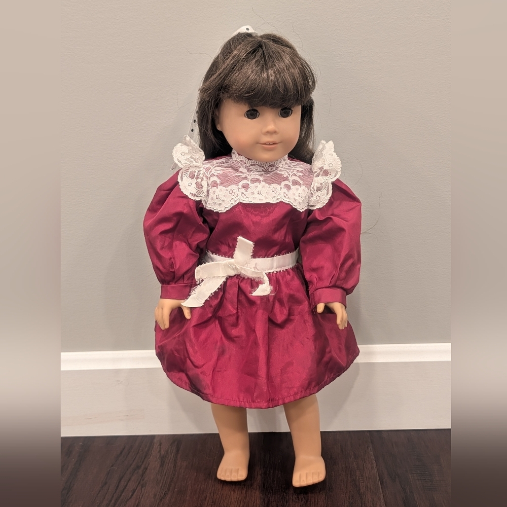Retired Samantha Parkington American Girl Doll With Burgandy Lace Dress - Picture 1 of 10